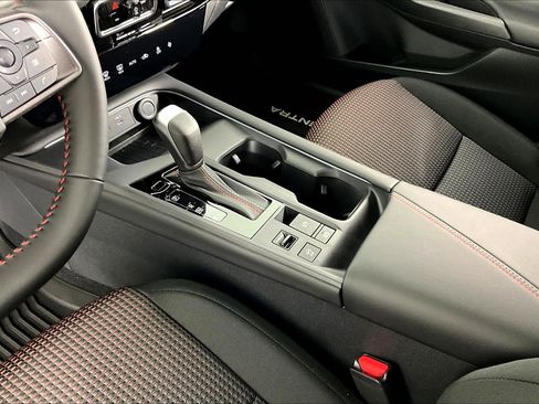 New 2026 Nissan Sentra SR FWD image 12