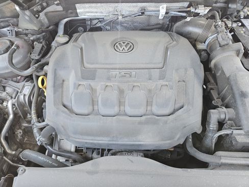 Used 2024 Volkswagen Tiguan SE R-Line AWD/4WD image 30
