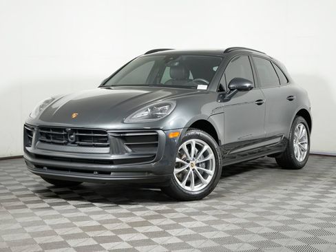 Certified 2023 Porsche Macan Turbo AWD/4WD image 1