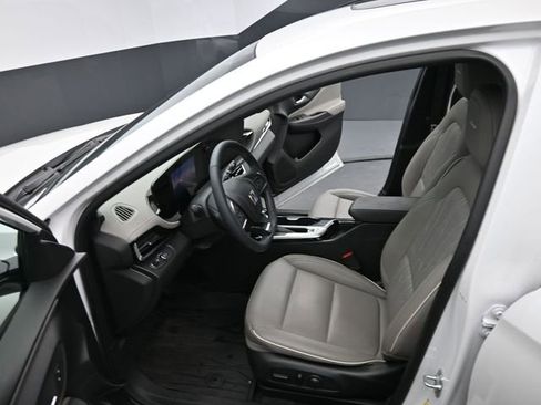 Used 2024 Buick Envista Avenir image 10