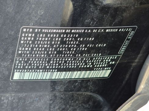 Used 2022 Volkswagen Tiguan SE AWD/4WD image 37