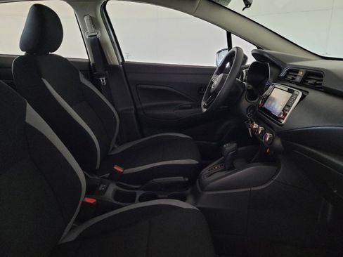 Used 2025 Nissan Versa S w/ Trunk Package image 21