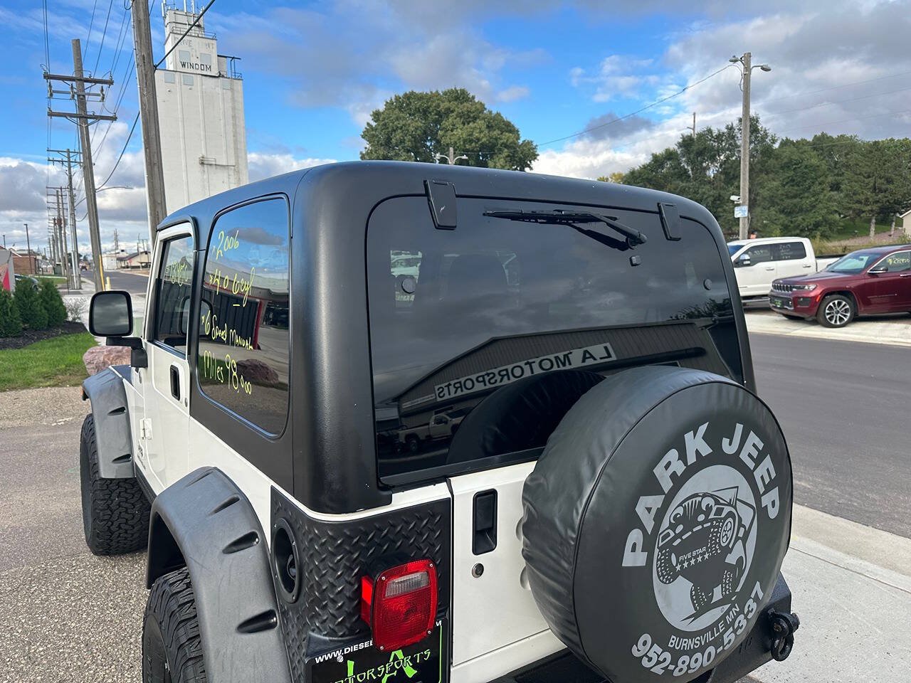 Used 2006 Jeep Wrangler X AWD/4WD image 22