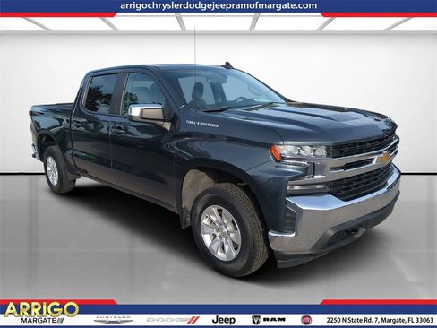 Used 2021 Chevrolet Silverado 1500 LT image 1