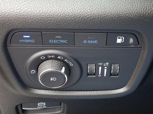 New 2024 Jeep Grand Cherokee Limited 4xe w/ Luxury Tech Group II image 20