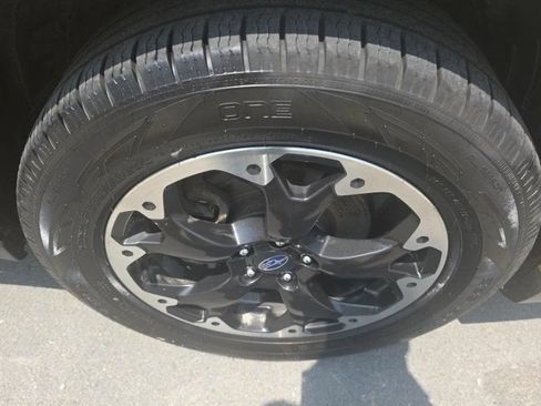 Used 2023 Subaru Crosstrek 2.0i AWD/4WD image 9