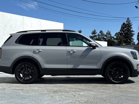 Used 2024 Kia Telluride EX X-Line AWD/4WD image 2