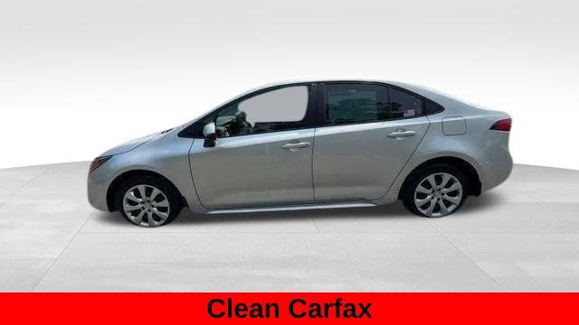 Used 2025 Toyota Corolla LE FWD image 3