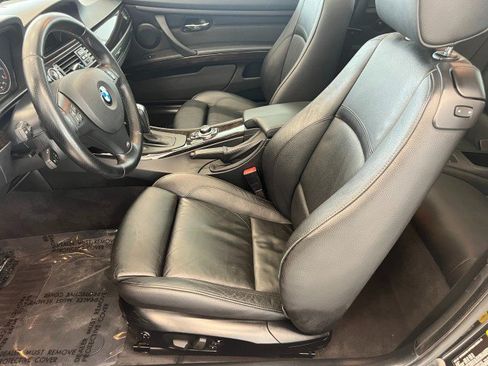Used 2012 BMW 335i xDrive Coupe AWD/4WD image 9
