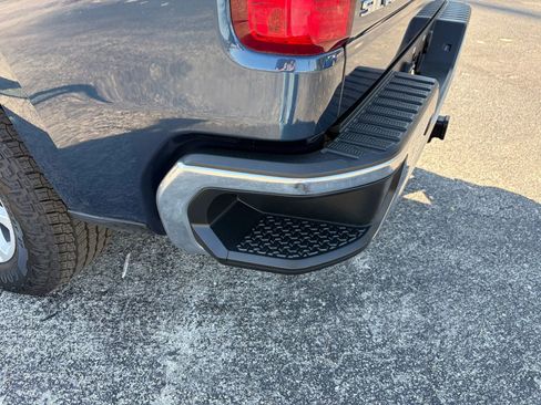 Used 2019 Chevrolet Silverado 1500 LT w/ All-Star Edition image 18