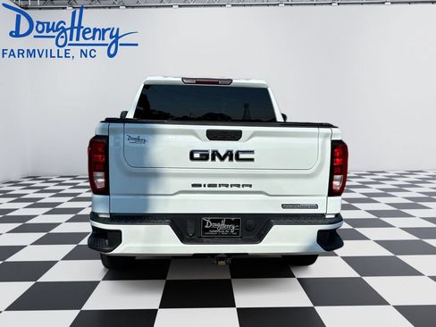 Used 2021 GMC Sierra 1500 Elevation w/ LPO, Elevation Black Package AWD/4WD image 4