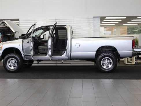Used 2006 Dodge Ram 3500 Truck SLT w/ Quad Cab Big Horn Value Group AWD/4WD image 9