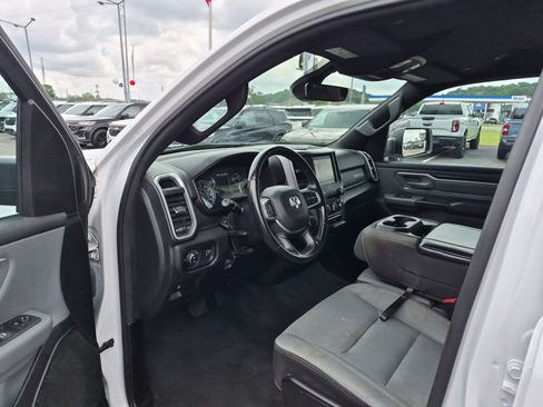Used 2023 RAM 1500 Big Horn AWD/4WD image 14