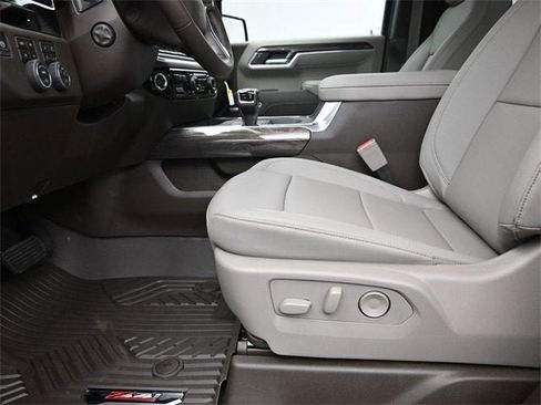 New 2026 Chevrolet Silverado 1500 LTZ w/ LTZ Premium Package image 18