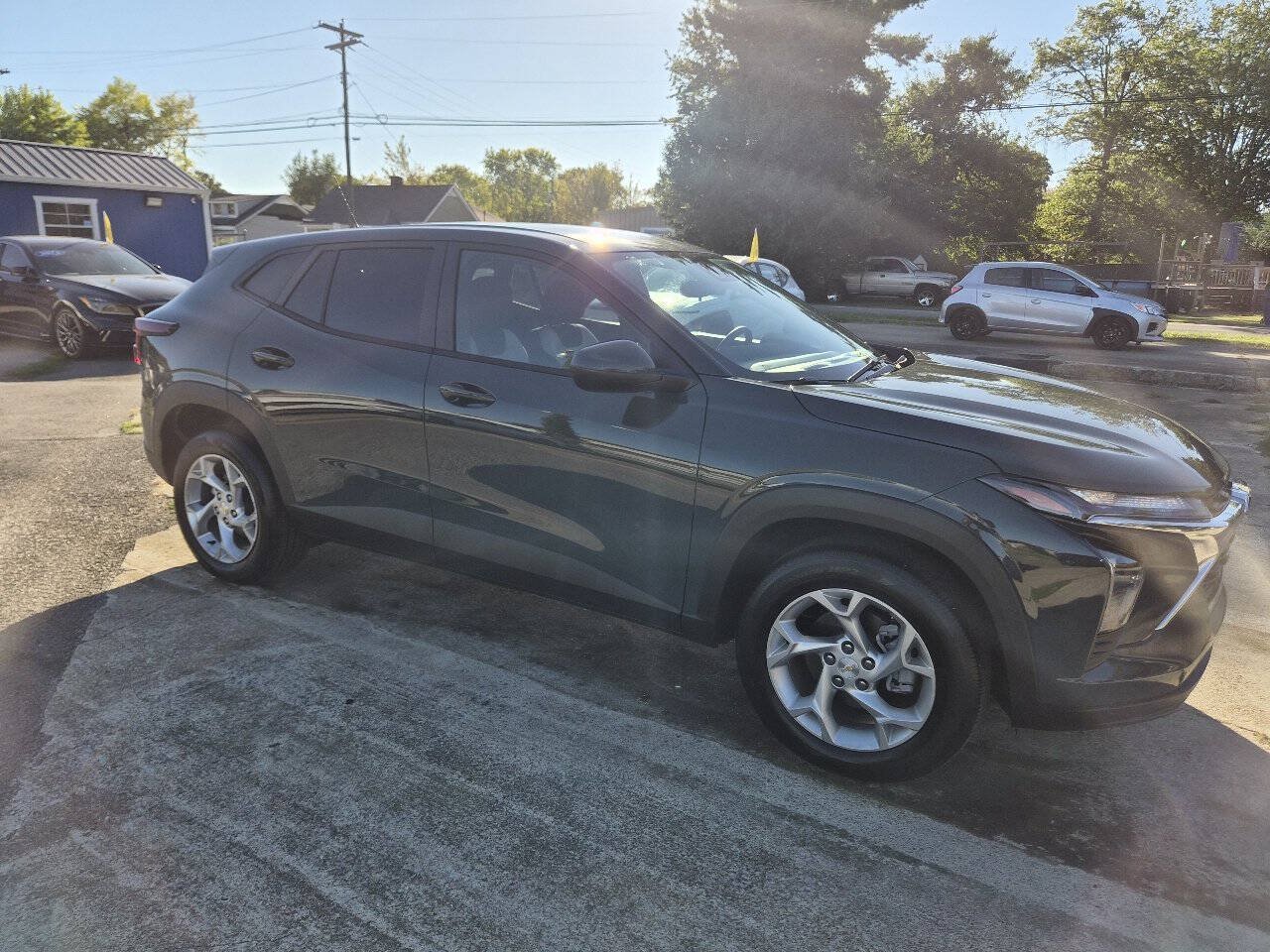 Used 2026 Chevrolet Trax LS w/ LS Convenience Package FWD image 6