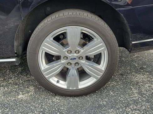 Used 2023 Ford Expedition Max Platinum AWD/4WD image 8