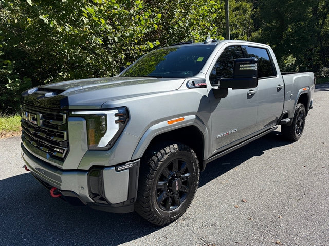 Used 2026 GMC Sierra 3500 AT4 w/ AT4 Premium Plus Package AWD/4WD image 2