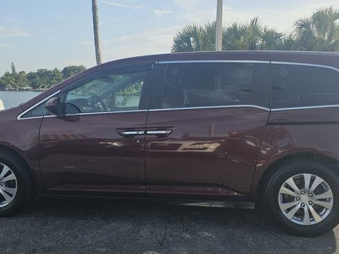 Used 2016 Honda Odyssey EX image 2