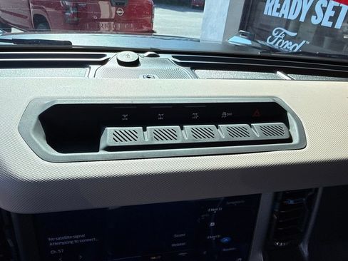 Used 2024 Ford Bronco Wildtrak AWD/4WD image 14