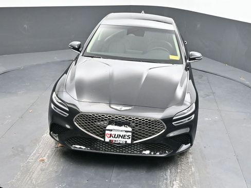 Used 2023 Genesis G70 2.0T image 45