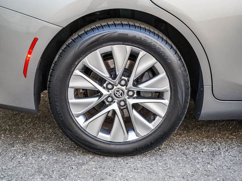 Used 2023 Toyota Mirai XLE w/ Advanced Technology Package image 5