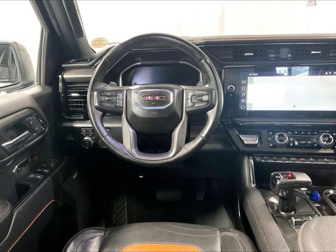 Used 2024 GMC Sierra 1500 AT4 w/ Technology Package image 24