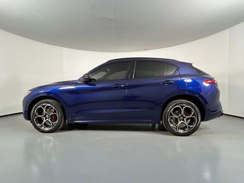 Used 2021 Alfa Romeo Stelvio Ti Sport image 4