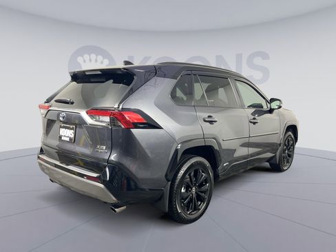 Used 2024 Toyota RAV4 XSE w/ Weather Package image 7