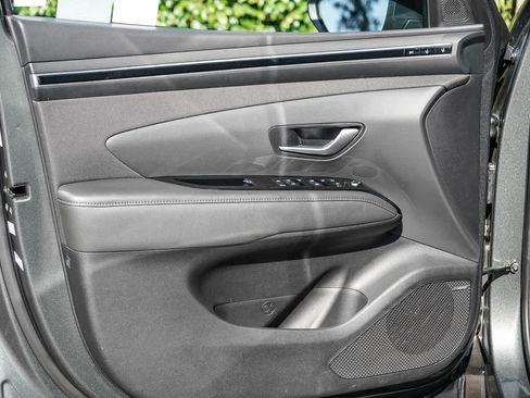 Certified 2024 Hyundai Tucson Limited AWD/4WD image 20