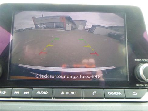 Used 2023 Nissan Rogue SV AWD/4WD image 14