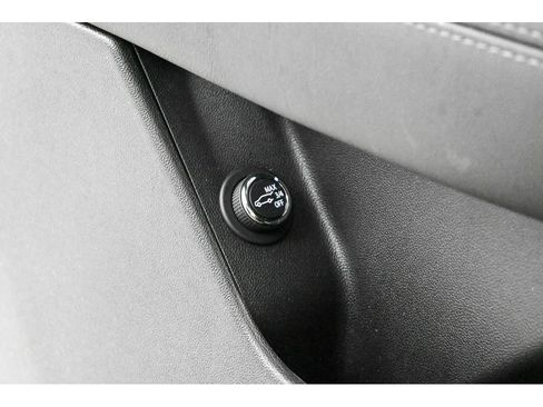 Used 2024 Cadillac XT5 Premium Luxury w/ LPO, Floor Liner Package AWD/4WD image 34
