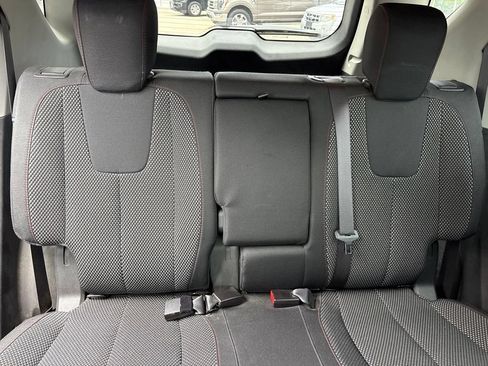 Used 2017 Chevrolet Equinox LT w/ Convenience Package FWD image 9