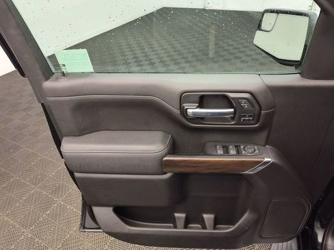 Used 2022 GMC Sierra 1500 SLT w/ SLT Premium Package image 18
