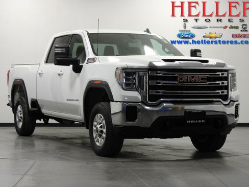 Used 2021 GMC Sierra 2500 SLE image 1