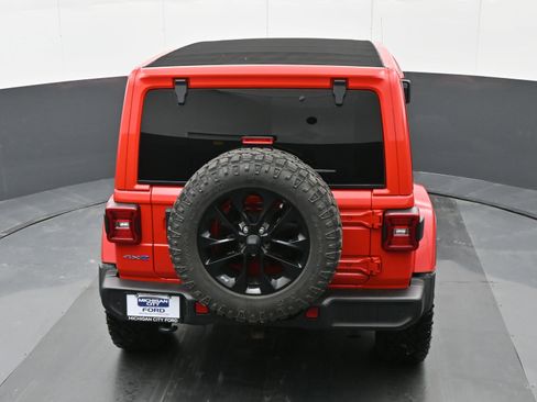 Used 2021 Jeep Wrangler Unlimited Sahara w/ Cold Weather Group image 30