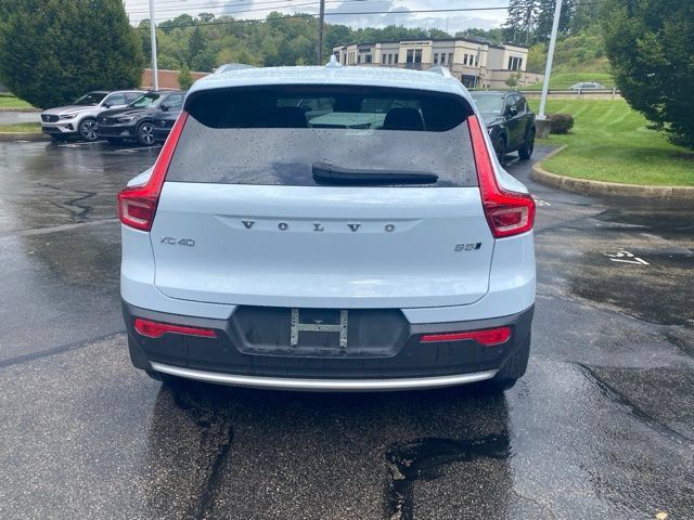 Used 2024 Volvo XC40 B5 Plus w/ Climate Package AWD/4WD image 6