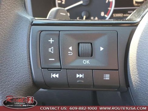 Used 2023 Nissan Rogue SV image 26