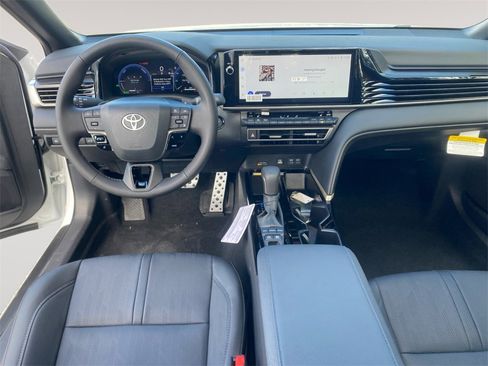 Used 2026 Toyota Camry XSE image 10