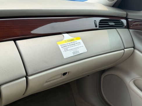 Used 2005 Cadillac De Ville w/ Limited Edition Package FWD image 17
