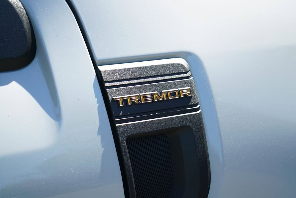 New 2026 Ford Maverick Tremor AWD/4WD image 32