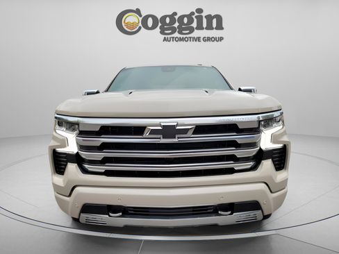 New 2026 Chevrolet Silverado 1500 High Country w/ High Country Premium Package image 5