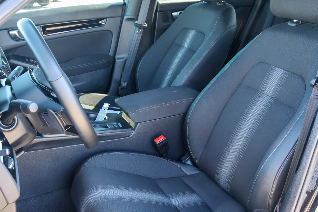 Used 2025 Honda Civic LX image 11