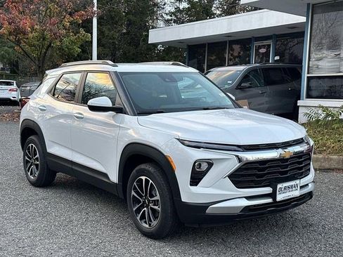 New 2026 Chevrolet TrailBlazer LT w/ Convenience Package image 1