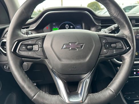 Used 2023 Chevrolet Bolt EUV LT w/ Comfort Package image 33