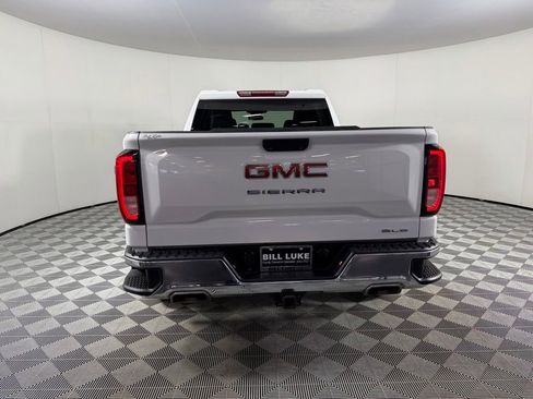 Used 2024 GMC Sierra 1500 SLE w/ X31 Off-Road Package AWD/4WD image 7