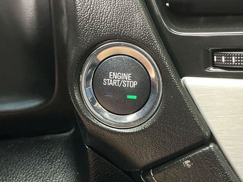 Used 2015 GMC Yukon SLT w/ Open Road Package AWD/4WD image 28