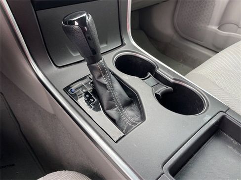 Used 2017 Toyota Camry LE image 20