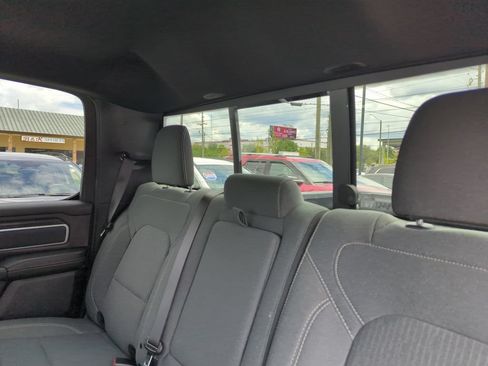 Used 2022 RAM 1500 Big Horn AWD/4WD image 29