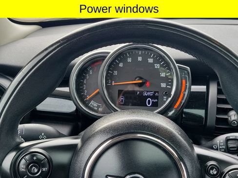 Used 2021 MINI Cooper 4-Door Hardtop FWD image 13