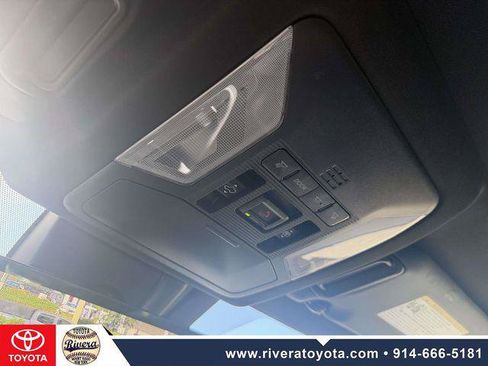 Certified 2022 Toyota RAV4 XSE AWD/4WD image 27